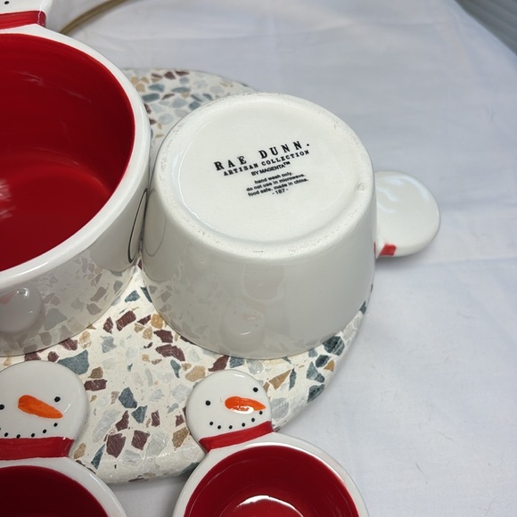 Rae Dunn snowman measuring cups - Picture 5 of 5